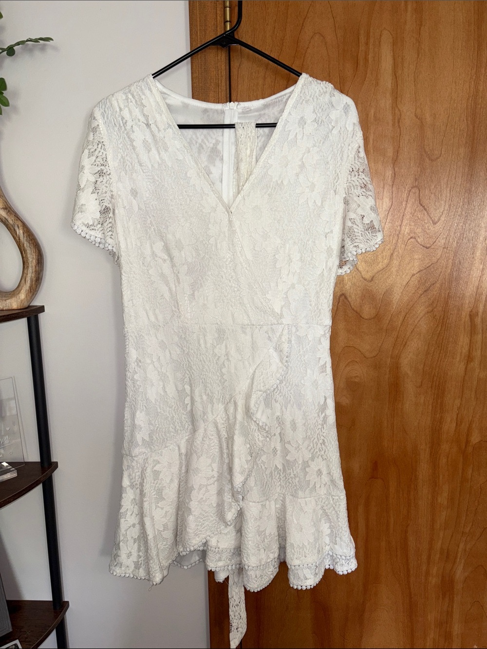 White Lace Short Sleeve V-Neck Dress